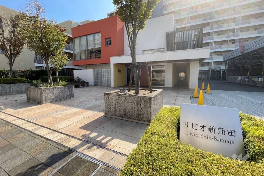 エントランスアプローチ