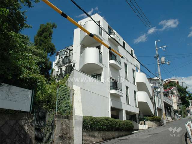 パラツィーナセシリア夙川A棟の外観（南東側から）