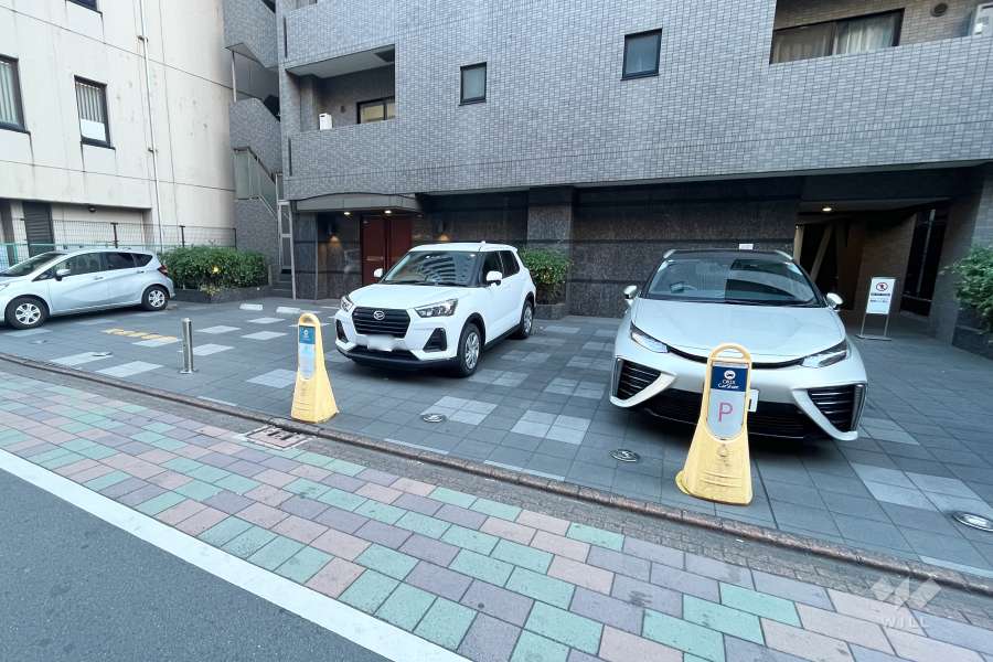 敷地内駐車場（屋外平面式）