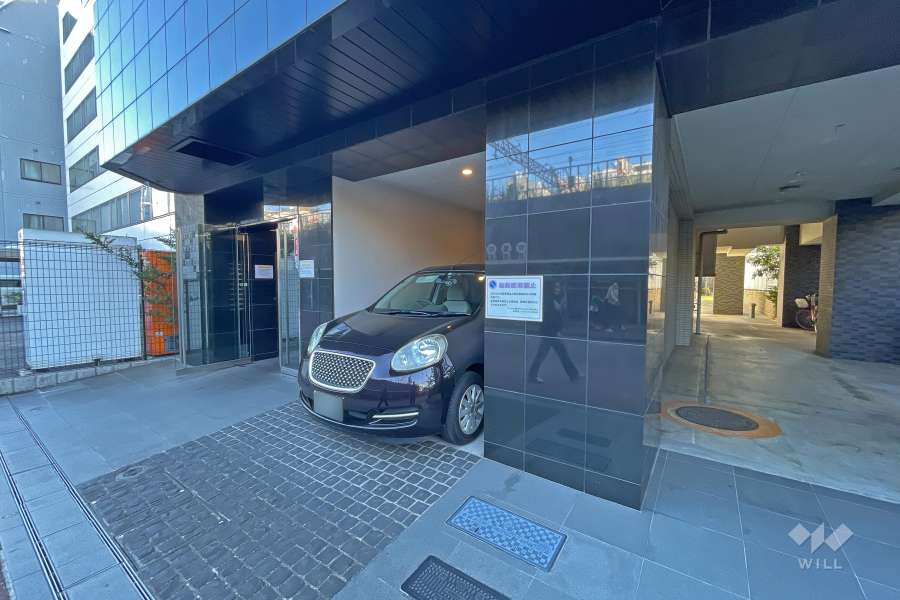 敷地の駐車スペース