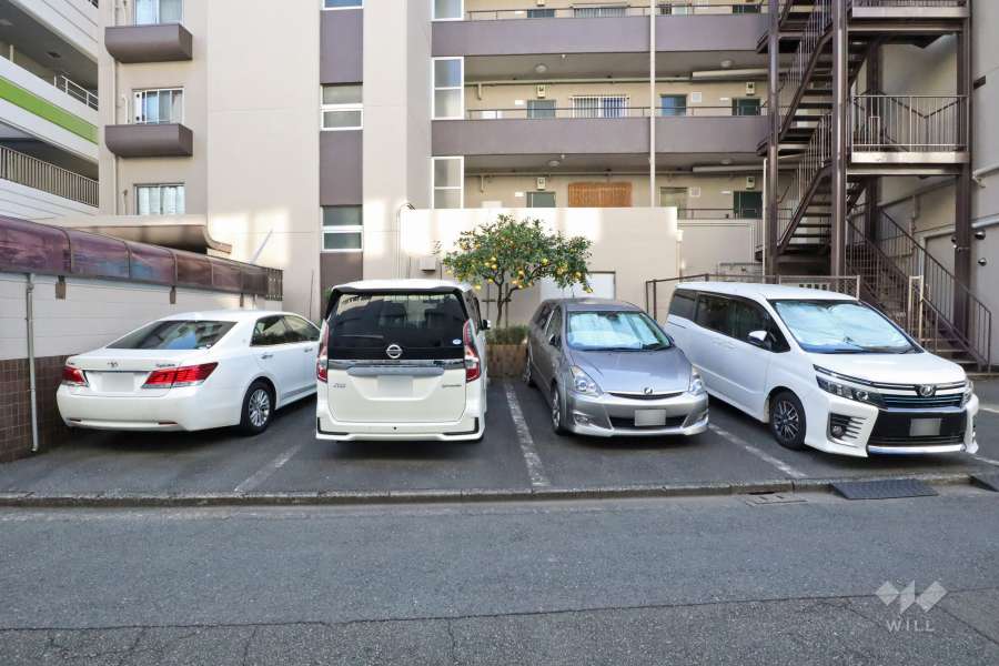 敷地内駐車場（屋外平面式）