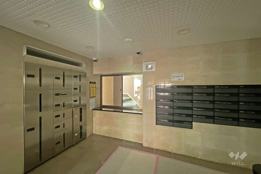 共用ポストと宅配ボックス