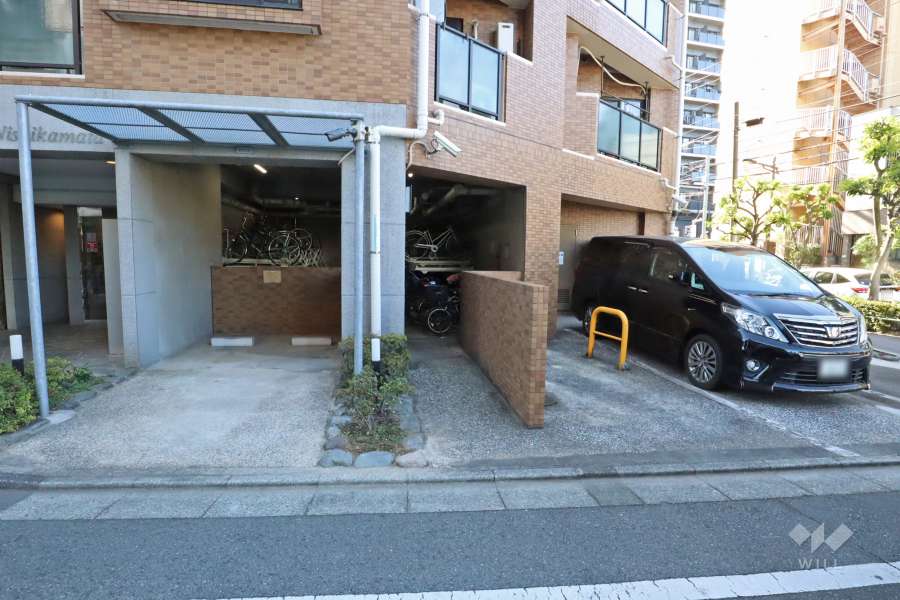 敷地内駐車場（屋外平面式）