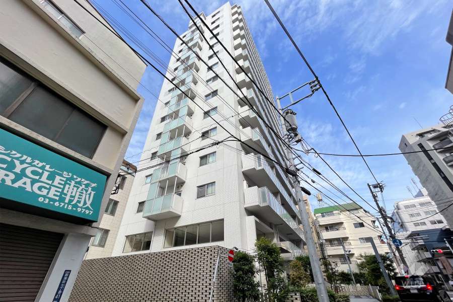 アールブラン西蒲田の外観（南東側から）