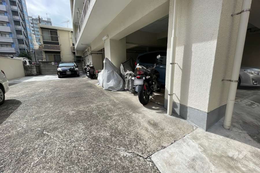 バイク置場