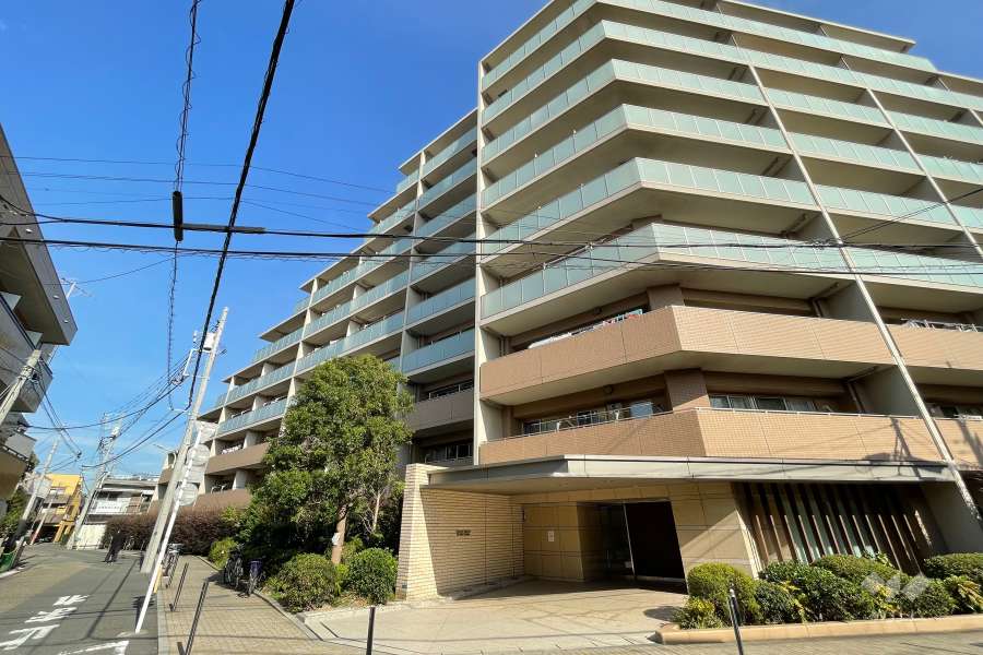 パルテール蒲田フレシアガーデの外観（南西側から）