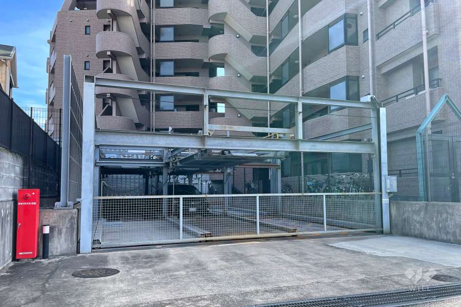 敷地内駐車場（屋外機械式）