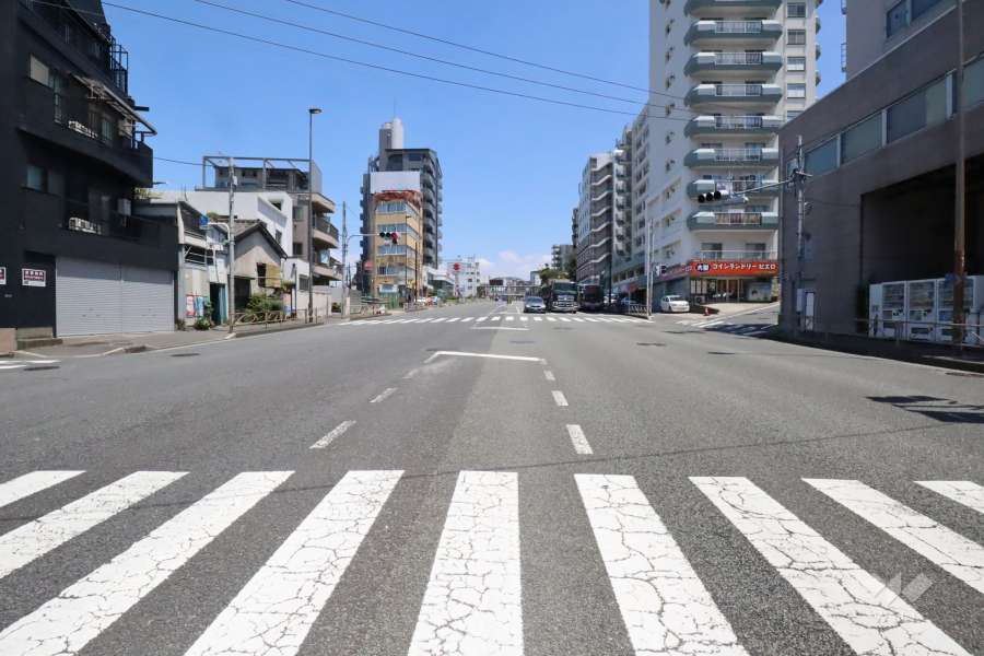 敷地南東側の前面道路　