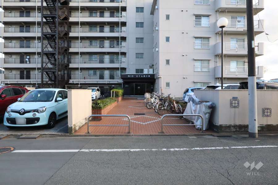 エントランスアプローチ