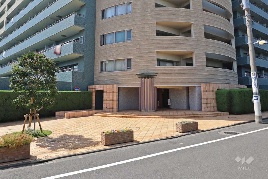 エントランス（南東側）