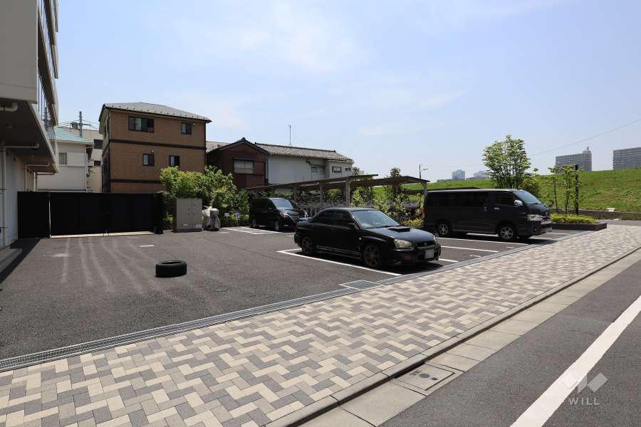 敷地内駐車場（屋外平面式）