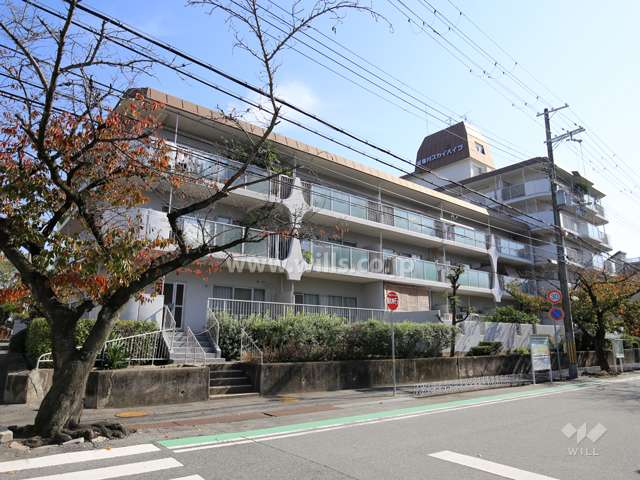 武庫川スカイハイツの外観（北西側から）