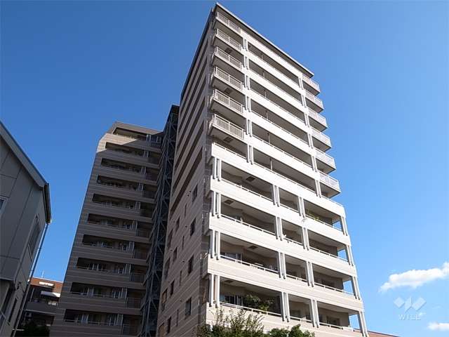 ルモン宝塚南口の外観（南西側から）