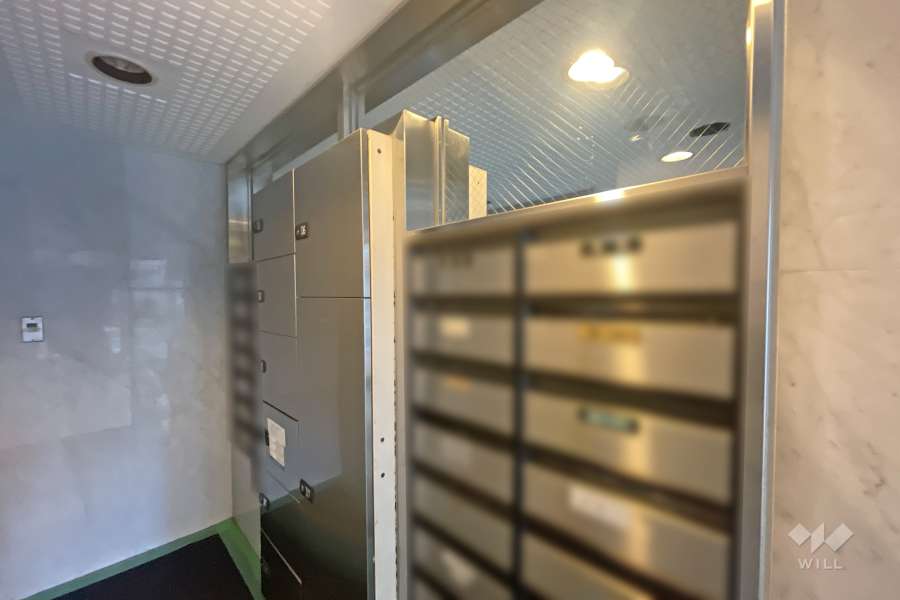 共用ポストと宅配ボックス