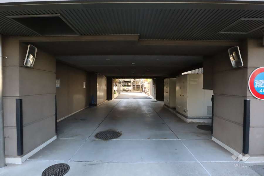 敷地内駐車場（屋内平面式）