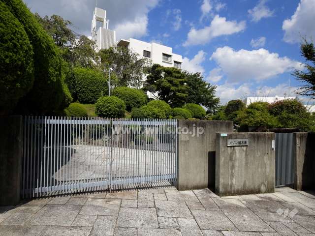 エントランス（近景）