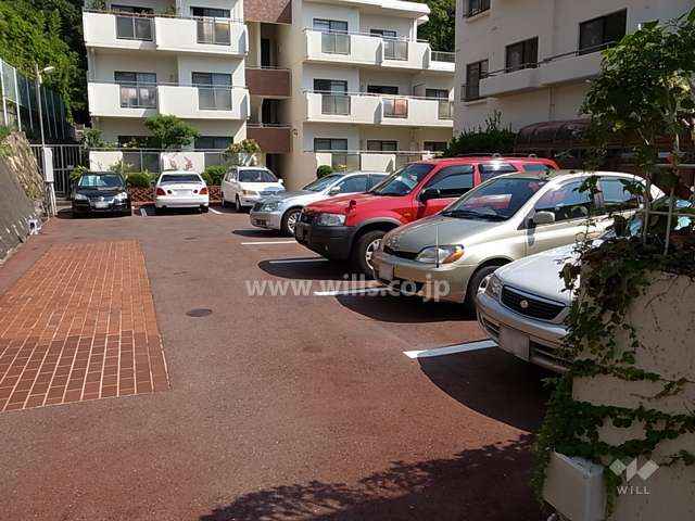 敷地内駐車場（屋外平面式）