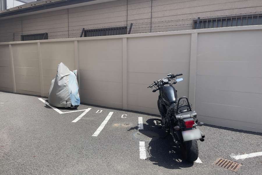 バイク置き場