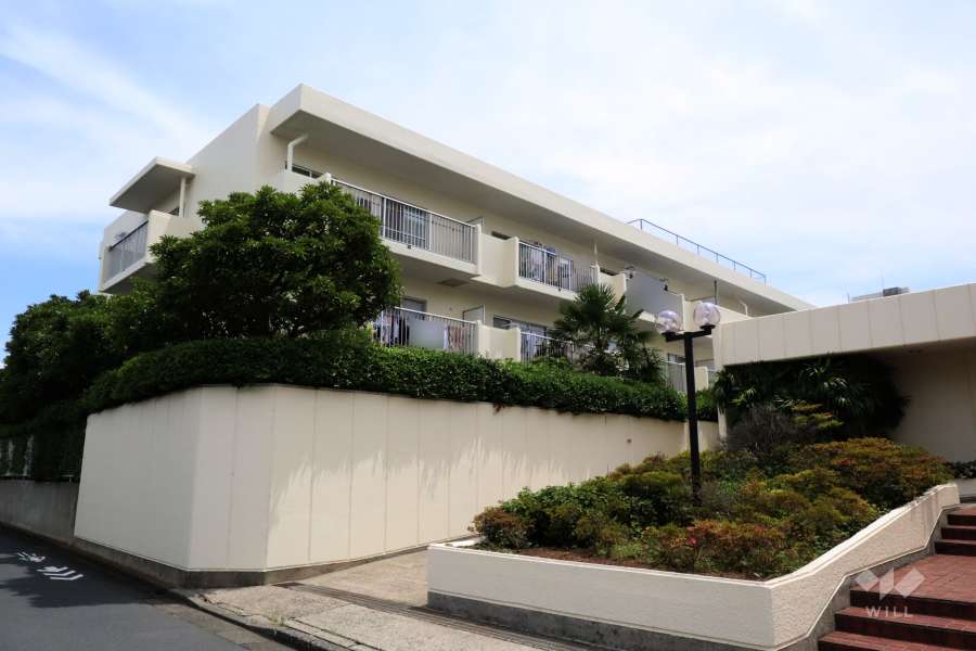 日商岩井大岡山第2マンションの外観(南西側から)