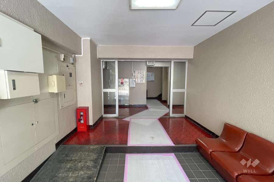 エントランスホール