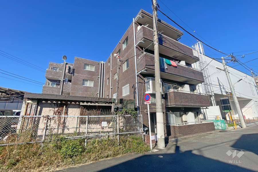 エミグラント千鳥町の外観（南東側から）