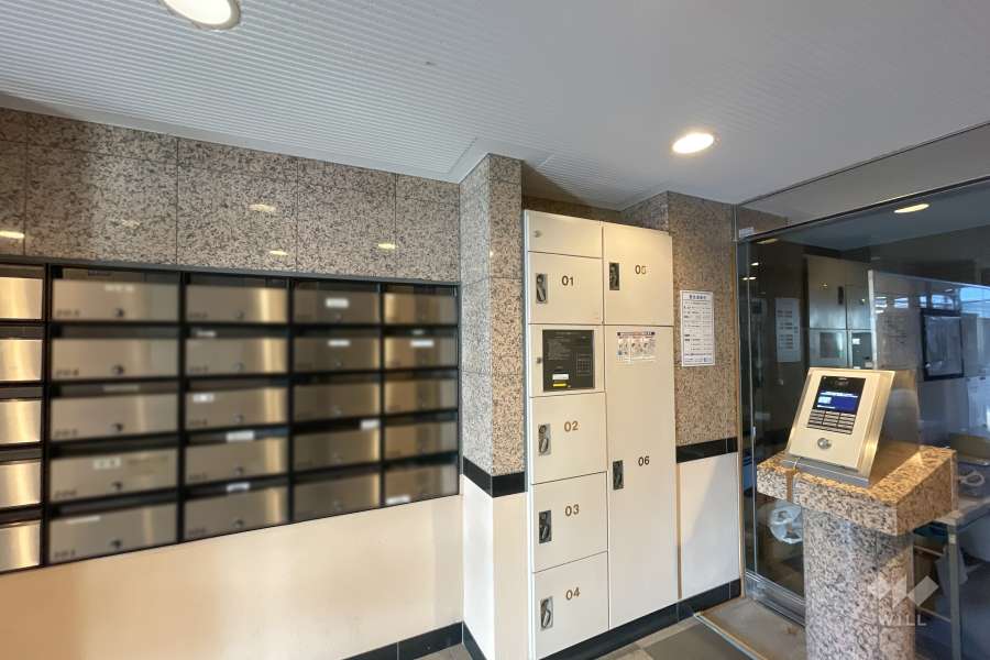 集合ポストと宅配ボックス