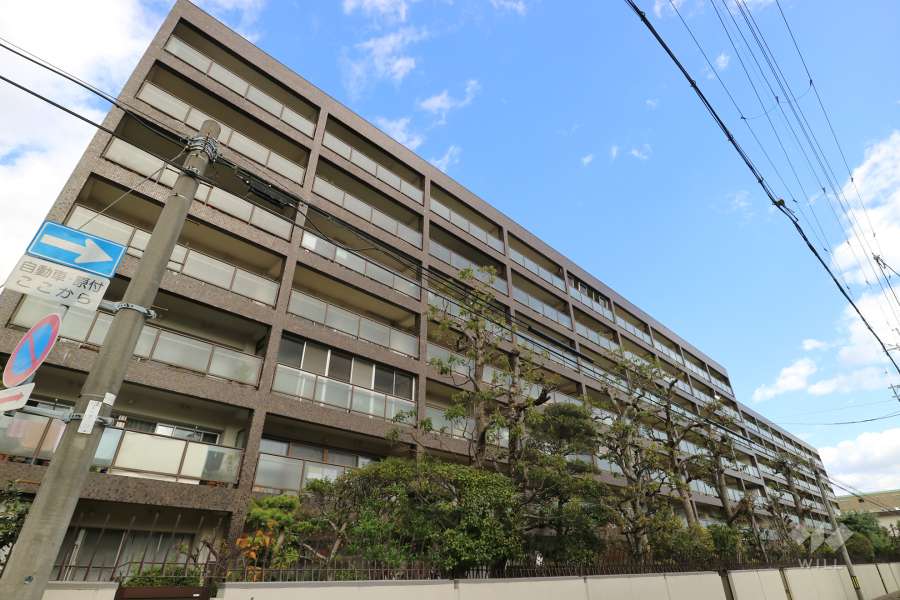 メゾン甲子園の外観（南西側から）