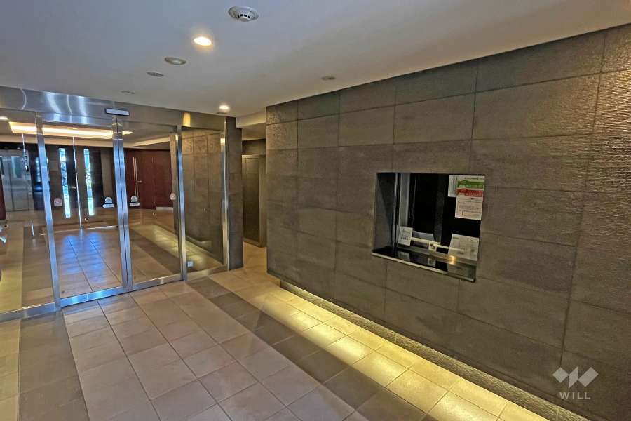 エントランスホール