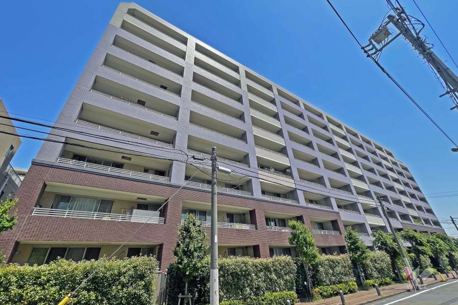 ディー・トリアソレイユハウスの外観（南西側から）