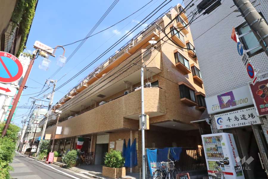 ライオンズマンション千鳥町の外観(南西側から)