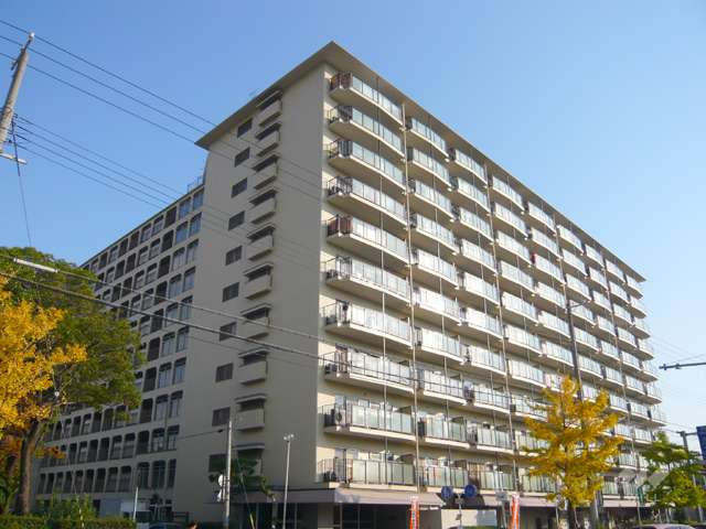 メガロコープ西宮2　1号棟の外観（北西側から）