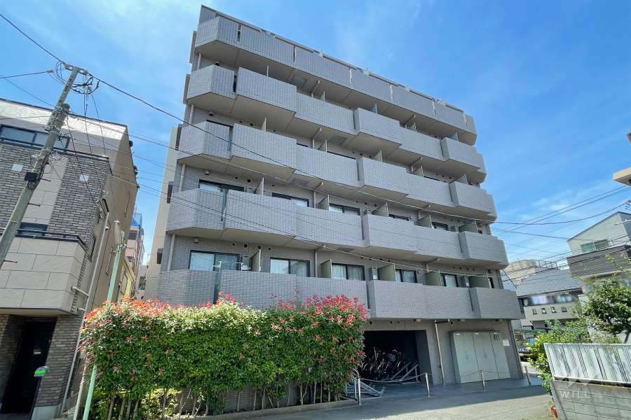 ルーブル多摩川六番館の外観（南東側から）　