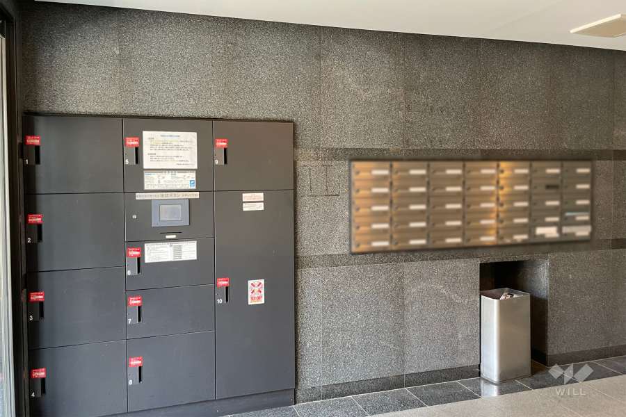 宅配ボックスと共用ポスト　