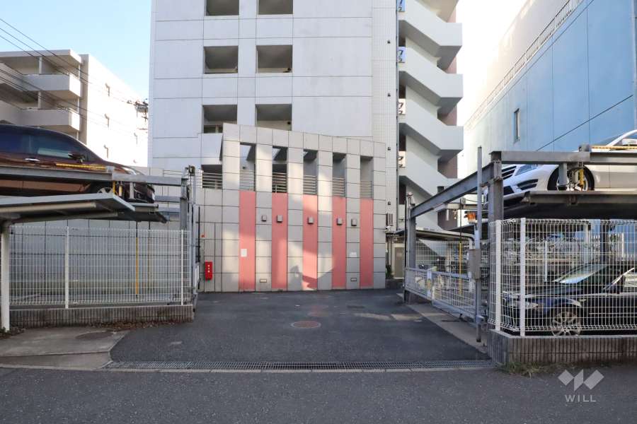 敷地内駐車場（屋外機械式）