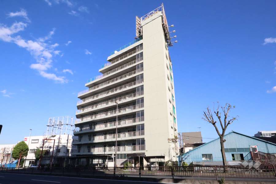 多摩川フラワーマンションの外観(南西側から)