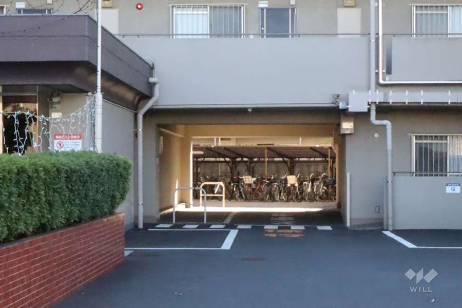 駐輪場（屋根付き）