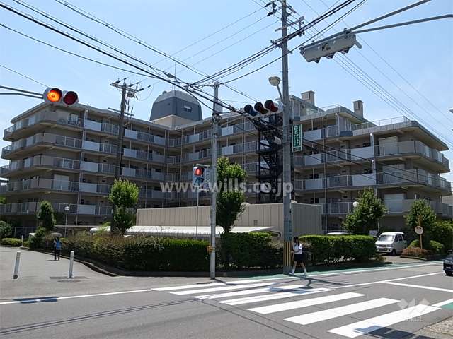 ユニハイム甲子園口の外観（北東側から）