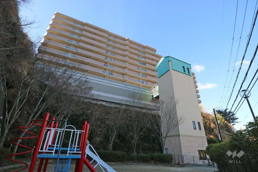 デ・リード宝塚リバービューの外観（北東側から）