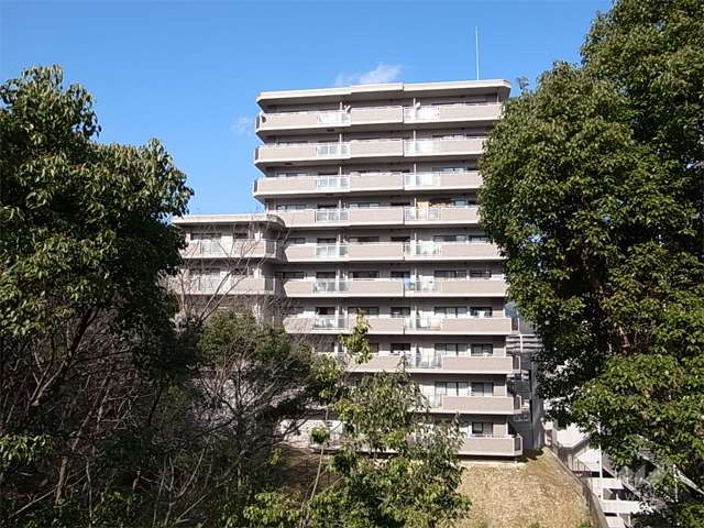 デ・リード宝塚River Viewの外観（南東側から）