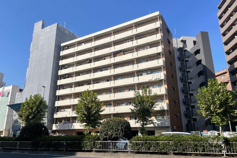 メイツ大森の外観（東側から）