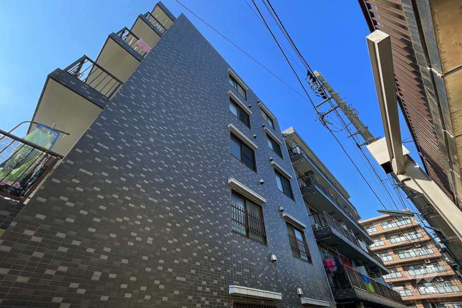 ステージ大森弐番館の外観（南東側から）