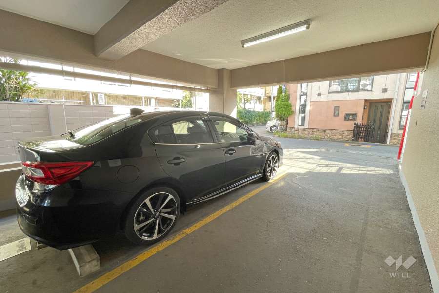 敷地内駐車場（屋内平面式）