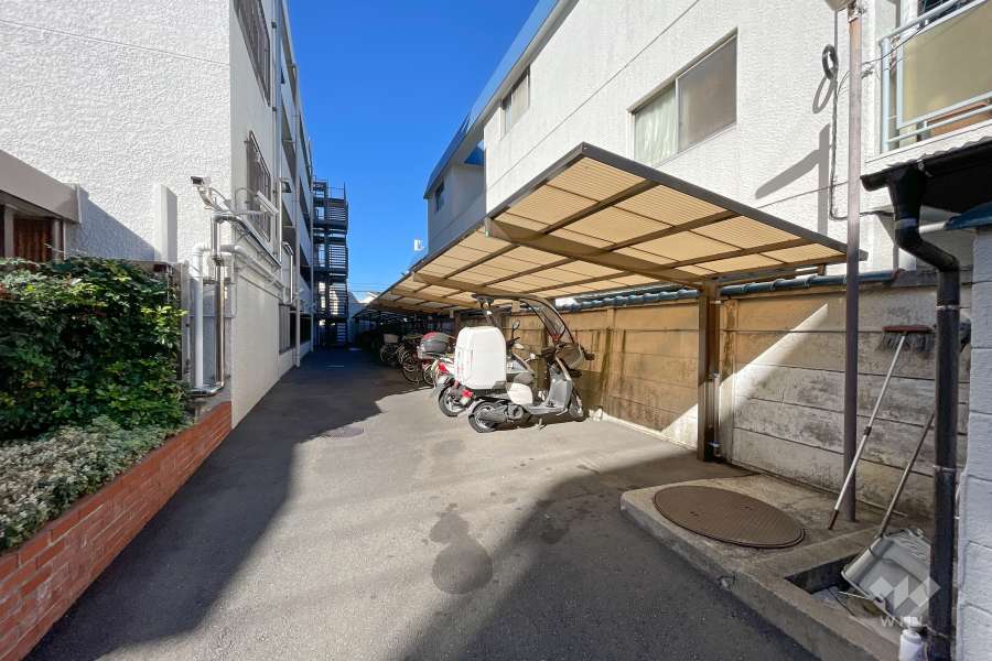 駐輪場・バイク置場　