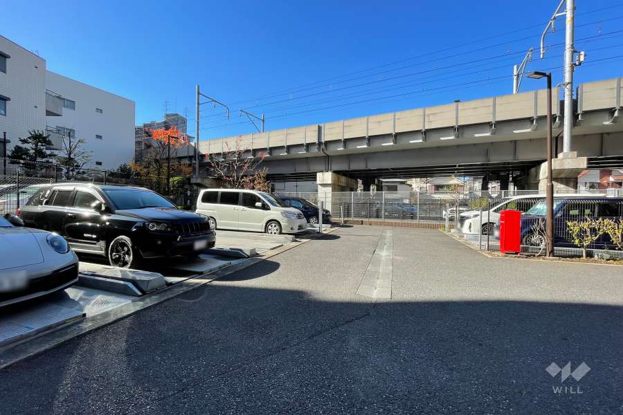 敷地内駐車場（屋外平面式）