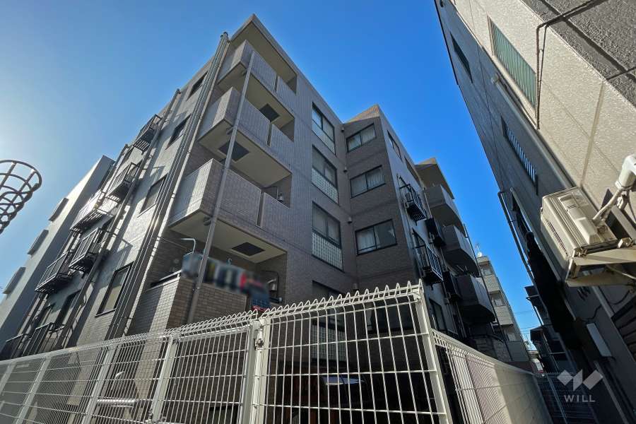 レヴィール大森西の外観（南東側から）