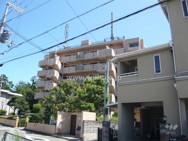 リバーサイド西宮の外観（西側から）