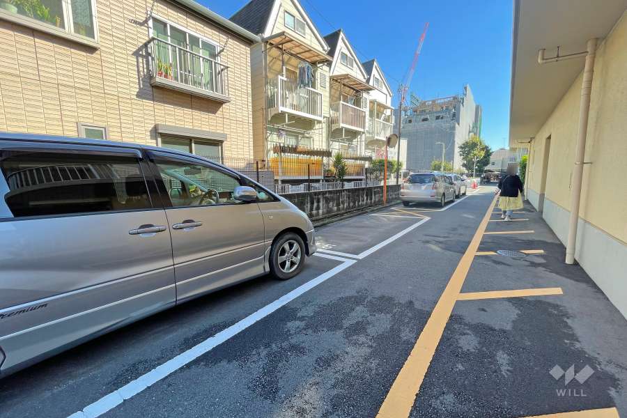 敷地内駐車場（屋外平面式）