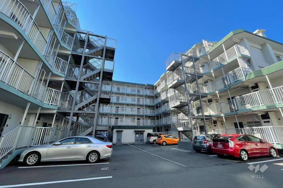 敷地内駐車場（屋外平面式）