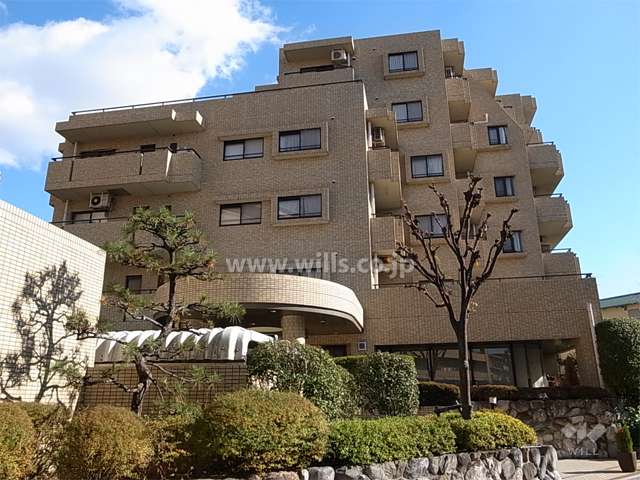 ロイヤルシャトー松並町の外観（北西側から）