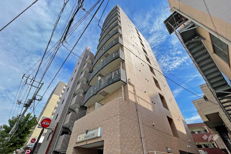 日神パレステージ大森の外観（西側から）